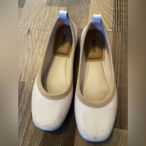Melissa White Rubber Shoes In Size 6